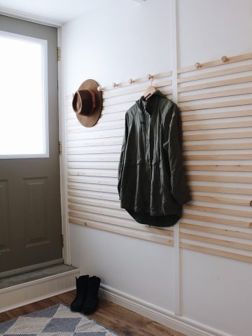 accent wall with coat hooks